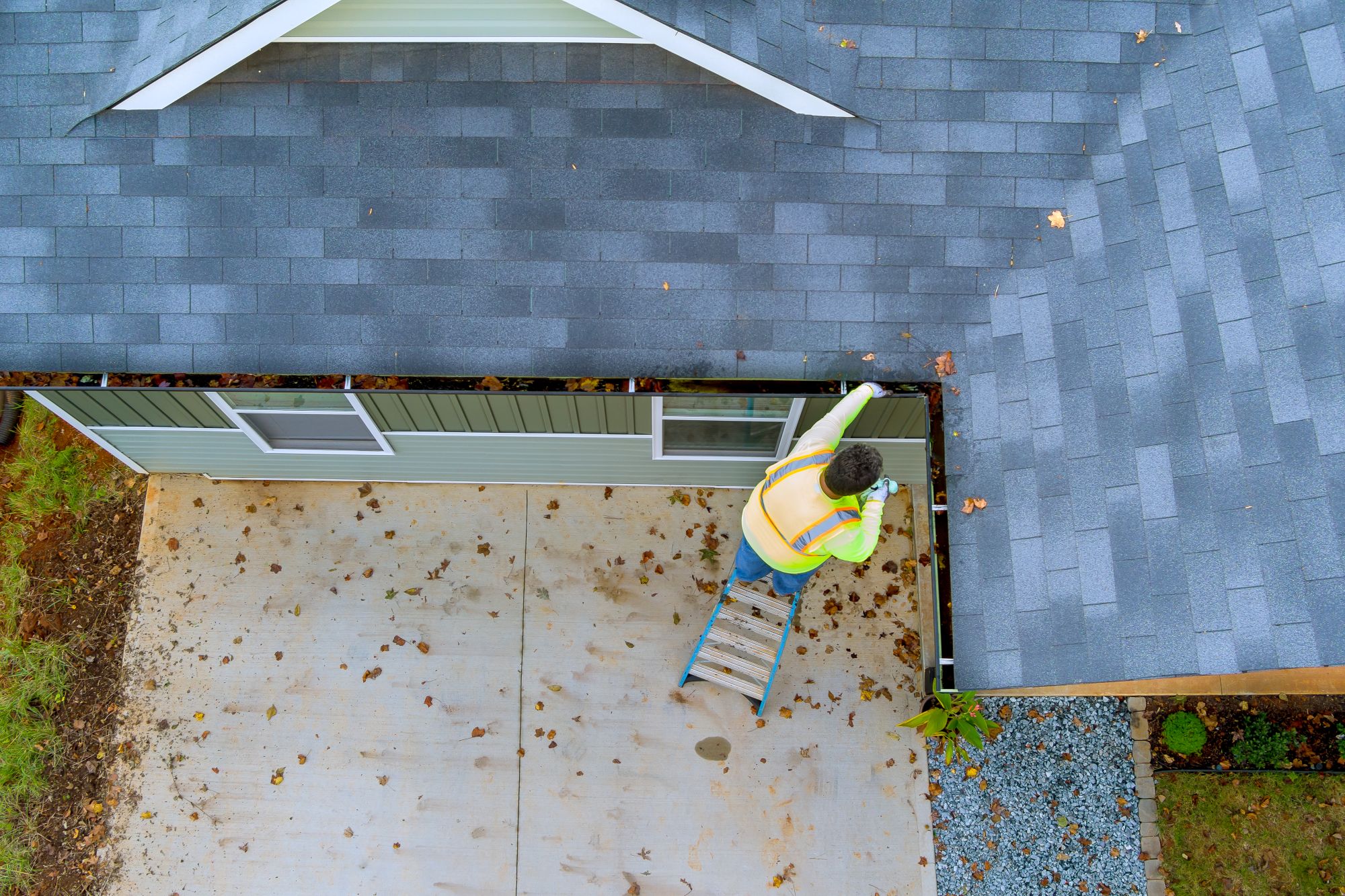 Residential roof inspection service