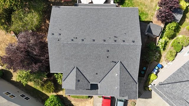 Shingle roofing services for Redmond properties